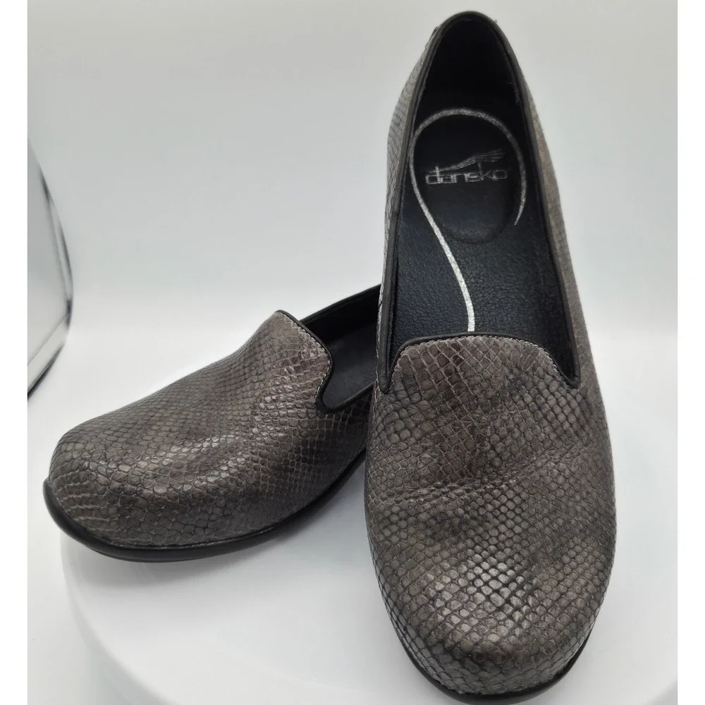 Dansko Aimee Grey Snakeskin Embossed Leather Loafers Slip On Shoes Womens 36